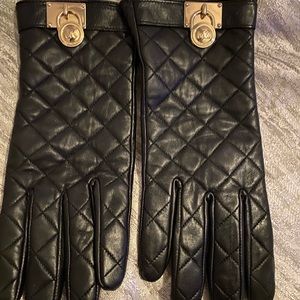 Michael Kors gloves